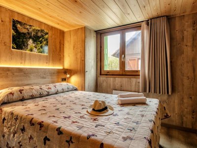 Cliquez pour découvrir toutes les photos de l'HÉBERGEMENT ! bungalow - Prades Park photo 3