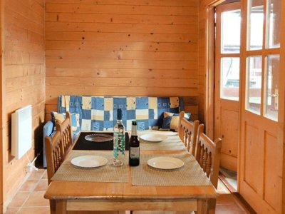 Cliquez pour découvrir toutes les photos de l'HÉBERGEMENT ! bungalow - Prades Park photo 4