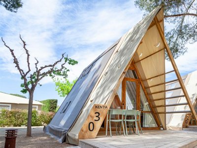 Cliquez pour découvrir toutes les photos de l'HÉBERGEMENT ! tente en toile et bois - Tamarit Beach Resort photo 2