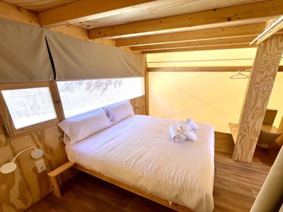 Cliquez pour découvrir toutes les photos de l'HÉBERGEMENT ! tente en toile et bois - Tamarit Beach Resort photo 2