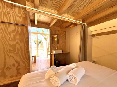 Cliquez pour découvrir toutes les photos de l'HÉBERGEMENT ! tente en toile et bois - Tamarit Beach Resort photo 6