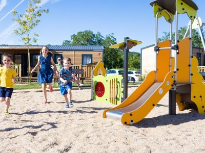Cliquez pour découvrir toutes les photos de l'HÉBERGEMENT ! mobil-home - Sites Et Paysages - Le Ventoulou photo 8