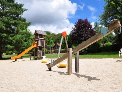 Cliquez pour découvrir toutes les photos de l'ÉTABLISSEMENT ! camping Les Chalets De Thegra photo 22