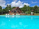 Camping Pas Cher vous présente avec son site Officiel campingpascher.fr, le Camping Les Chalets De Thegra classé 3 étoiles, situé sur la commune de Thegra dans le département Lot (Midi Pyrénées) en France. Le camping Les Chalets De Thegra vous propose un hébergement de type mobil-home de 35 m² pour 6 personnes avec climatisation (télévision). L'établissement vous propose 2 autres types d'hébergements. Découvrez tous nos séjours à petits prix dans la commune et aux alentours de Thegra du département : Lot (Midi Pyrénées). Les Avis clients pour le Camping Les Chalets De Thegra sont de 7 sur 10. Piscine extérieure, Aire de jeux enfants, Canoë-kayak, Cyclisme, Ping-pong, Pétanque, Randonnée,... En savoir plus : cliquez-ICI.
