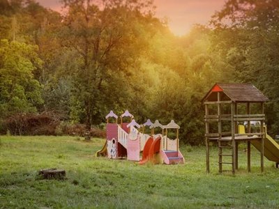 Cliquez pour découvrir toutes les photos de l'ÉTABLISSEMENT ! camping Le Repaire photo 6