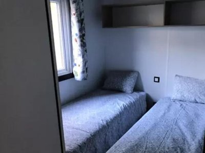 Cliquez pour découvrir toutes les photos de l'HÉBERGEMENT ! mobil-home - La Castillonderie photo 4