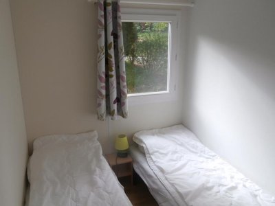 Cliquez pour découvrir toutes les photos de l'HÉBERGEMENT ! mobil-home - La Castillonderie photo 3