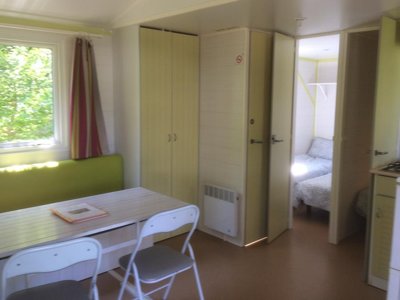 Cliquez pour découvrir toutes les photos de l'HÉBERGEMENT ! mobil-home - La Castillonderie photo 3