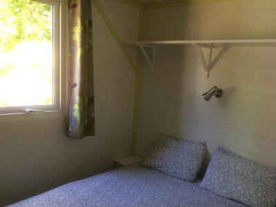 Cliquez pour découvrir toutes les photos de l'HÉBERGEMENT ! mobil-home - La Castillonderie photo 5