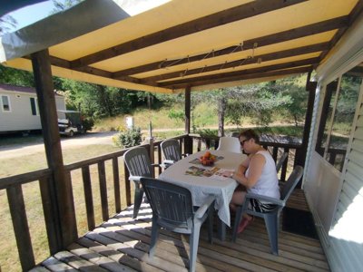 Cliquez pour découvrir toutes les photos de l'HÉBERGEMENT ! mobil-home - La Castillonderie photo 9