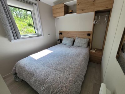 Cliquez pour découvrir toutes les photos de l'HÉBERGEMENT ! mobil-home - La Castillonderie photo 5
