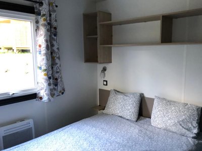 Cliquez pour découvrir toutes les photos de l'HÉBERGEMENT ! mobil-home - La Castillonderie photo 4