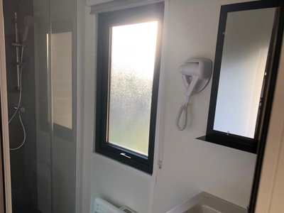 Cliquez pour découvrir toutes les photos de l'HÉBERGEMENT ! mobil-home - La Castillonderie photo 8