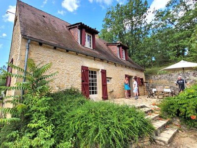 Cliquez pour découvrir toutes les photos de l'HÉBERGEMENT ! maison de campagne - La Castillonderie photo 2