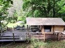 Cliquez pour découvrir toutes les photos de l'HÉBERGEMENT ! tente en toile et bois - camping La Castillonderie photo 5