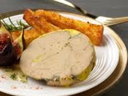 Camping Pas Cher vous présente avec son site Officiel campingpascher.fr, le Camping Du Lac De Thoux - Ciela Village classé 3 étoiles, situé sur la commune de Thoux dans le département Gers (Midi Pyrénées) en France. Le camping Du Lac De Thoux - Ciela Village, vous présente un hébergement de type lodge de 38 m² pour 6 personnes. Le camping Du Lac De Thoux - Ciela Village vous propose du vendredi 24 avril au vendredi 01 mai 2026, en promotion à -15% pour 7 nuits à 255 € au lieu de 300,0 € soit une Économie de 45 €. Cette location propose 78 dates différentes pour réserver votre séjour. Découvrez également les 12 autres gammes d'hébergements du camping. Les Avis clients pour le Camping Du Lac De Thoux - Ciela Village sont de 7 sur 10. Piscine chauffée, Piscine extérieure, Animations familiales, Club enfants, Aire de jeux enfants, Baby-foot, Centre équestre, Court de tennis, Cyclisme, Golf, Ping-pong, Piscine, Pétanque, Randonnée, Terrain multisports, Bar, Dépôt de pain, Restaurant,... En savoir plus : cliquez-ICI.