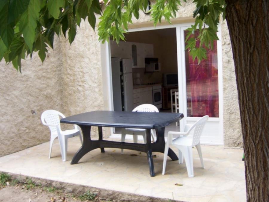 Camping Pas Cher vous présente avec son site Officiel campingpascher.fr, le Camping U Sommalu classé 3 étoiles, situé sur la commune de Tiuccia dans le département Corse Du Sud (Corse) en France. Le camping U Sommalu vous propose un hébergement de type maison de 70 m² pour 6 personnes avec climatisation (télévision). L'établissement vous propose 8 autres types d'hébergements. Découvrez tous nos séjours à petits prix dans la commune et aux alentours de Tiuccia du département : Corse Du Sud (Corse). Les Avis clients pour le Camping U Sommalu sont excellents avec une note moyenne de 8 sur 10. Piscine extérieure, Aire de jeux enfants, Baby-foot, Centre équestre, Ping-pong, Plongée, Pétanque, Terrain de beach-volley, Bar, Dépôt de pain, Restaurant, Station-service, Supermarché, Épicerie,... En savoir plus : cliquez-ICI.
