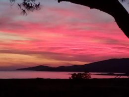 Camping Pas Cher vous présente avec son site Officiel campingpascher.fr, le Camping U Sommalu classé 3 étoiles, situé sur la commune de Tiuccia dans le département Corse Du Sud (Corse) en France. Le camping U Sommalu, vous présente un hébergement de type chalet de 25 m² pour 4 personnes avec climatisation. Le camping U Sommalu vous propose du sam. 11 avril au sam. 18 avril 2026 pour 7 nuits à 485€. Cette location propose 83 dates différentes pour réserver votre séjour. Découvrez également les 8 autres gammes d'hébergements du camping. Les Avis clients pour le Camping U Sommalu sont excellents avec une note moyenne de 8 sur 10. Piscine extérieure, Aire de jeux enfants, Baby-foot, Centre équestre, Ping-pong, Plongée, Pétanque, Terrain de beach-volley, Bar, Dépôt de pain, Restaurant, Station-service, Supermarché, Épicerie,... En savoir plus : cliquez-ICI.