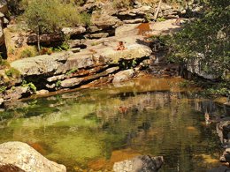 Camping Pas Cher vous présente avec son site Officiel campingpascher.fr, le Camping U Sommalu classé 3 étoiles, situé sur la commune de Tiuccia dans le département Corse Du Sud (Corse) en France. Le camping U Sommalu vous propose un hébergement de type chalet de 25 m² pour 4 personnes avec climatisation. L'établissement vous propose 7 autres types d'hébergements. Découvrez tous nos séjours à petits prix dans la commune et aux alentours de Tiuccia du département : Corse Du Sud (Corse). Les Avis clients pour le Camping U Sommalu sont de 7 sur 10. Piscine extérieure, Aire de jeux enfants, Baby-foot, Centre équestre, Ping-pong, Plongée, Pétanque, Terrain de beach-volley, Bar, Dépôt de pain, Restaurant, Station-service, Supermarché, Épicerie,... En savoir plus : cliquez-ICI.