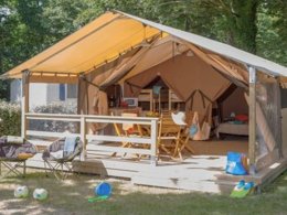 Camping Pas Cher vous présente avec son site Officiel campingpascher.fr, le Camping Country ParkTouquin classé 4 étoiles, situé sur la commune de Touquin dans le département Seine-et-marne (île De France) en France. Le camping Country ParkTouquin, vous présente un hébergement de type tente de 140 m². Le camping Country ParkTouquin vous propose du vendredi 01 mai au vendredi 08 mai 2026, en promotion à -10% pour 7 nuits à 315 € au lieu de 350,0 € soit une Économie de 35 €. Cette location propose 122 dates différentes pour réserver votre séjour. Découvrez également les 10 autres gammes d'hébergements du camping. Les Avis clients pour le Camping Country ParkTouquin sont excellents avec une note moyenne de 8 sur 10. Étang, Piscine chauffée, Piscine extérieure, Animations familiales, Aire de jeux enfants, Court de tennis, Parcours sportif, Ping-pong, Pétanque, Salle de jeux vidéo, Terrain multisports, Trampoline, Supermarché, Épicerie,... En savoir plus : cliquez-ICI.