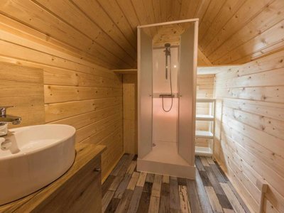 Cliquez pour découvrir toutes les photos de l'HÉBERGEMENT ! hébergement insolite - Paradis Les Capucines photo 7