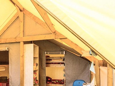 tente en toile et bois - Kerlaz photo 2