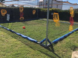 Camping Pas Cher vous présente avec son site Officiel campingpascher.fr, le Camping Kerlaz classé 3 étoiles, situé sur la commune de Treguennec dans le département Finistère (Bretagne) en France. Le camping Kerlaz, vous présente un hébergement de type bungalow de 27 m² pour 1 personne. Le camping Kerlaz vous propose du dimanche 17 mai au dimanche 24 mai 2026 pour 7 nuits à 277.75€. Cette location propose 66 dates différentes pour réserver votre séjour. Découvrez également les 23 autres gammes d'hébergements du camping. Les Avis clients pour le Camping Kerlaz sont excellents avec une note moyenne de 8 sur 10. MerÉtang, Piscine chauffée, Piscine couverte, Club enfants, Aire de jeux enfants, Baby-foot, Centre équestre, Jet-ski, Ping-pong, Pétanque, Surf, Voile, Bar, Dépôt de pain, Food truck, Plats à emporter, Snack/Bar, Épicerie,... En savoir plus : cliquez-ICI.