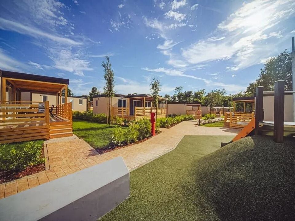Cliquez pour découvrir toutes les photos de l'HÉBERGEMENT ! mobil-home - Park Umag photo 2
