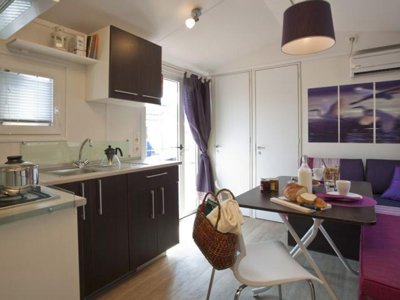 Cliquez pour découvrir toutes les photos de l'HÉBERGEMENT ! mobil-home - Punta Navaccia photo 7