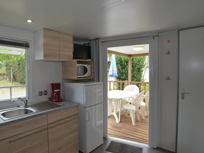 Cliquez pour découvrir toutes les photos de l'HÉBERGEMENT ! bungalow - La Rouvière Les Pins photo 7