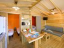 tente en toile et bois - camping Flower Le Conleau photo 7