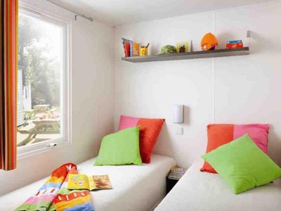 Cliquez pour découvrir toutes les photos de l'HÉBERGEMENT ! mobil-home - Les Acacias photo 4