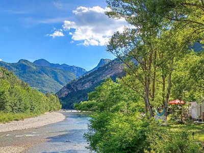 Cliquez pour découvrir toutes les photos de l'ÉTABLISSEMENT ! camping Les Acacias photo 2