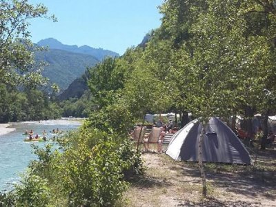 Cliquez pour découvrir toutes les photos de l'ÉTABLISSEMENT ! camping Les Acacias photo 9