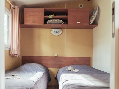 Cliquez pour découvrir toutes les photos de l'HÉBERGEMENT ! mobil-home - Domaine Du Mas Du Saboth photo 5