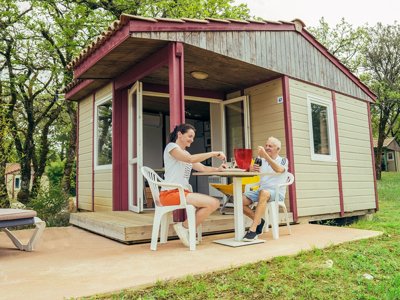Cliquez pour découvrir toutes les photos de l'HÉBERGEMENT ! chalet - Domaine Du Mas Du Saboth photo 2