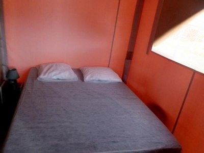 Cliquez pour découvrir toutes les photos de l'HÉBERGEMENT ! tente - Le Pontis photo 5