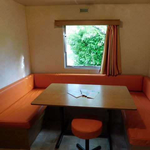 Cliquez pour découvrir toutes les photos de l'HÉBERGEMENT ! mobilhome - Les Chênes photo 3