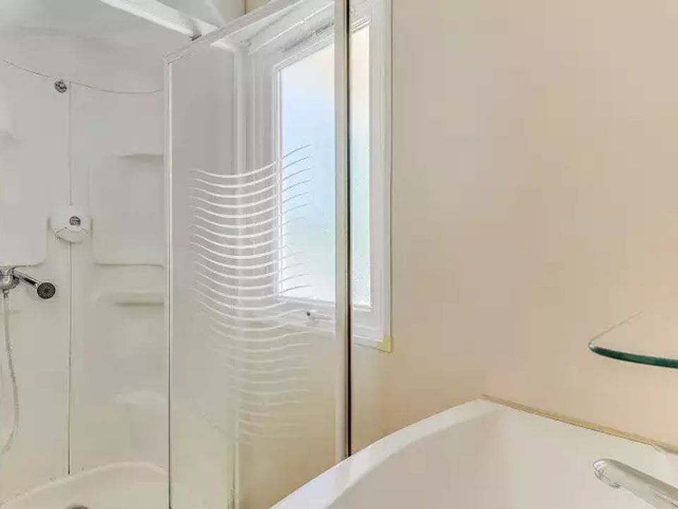 Cliquez pour découvrir toutes les photos de l'HÉBERGEMENT ! mobil-home - Sea Green L'Occitan photo 3