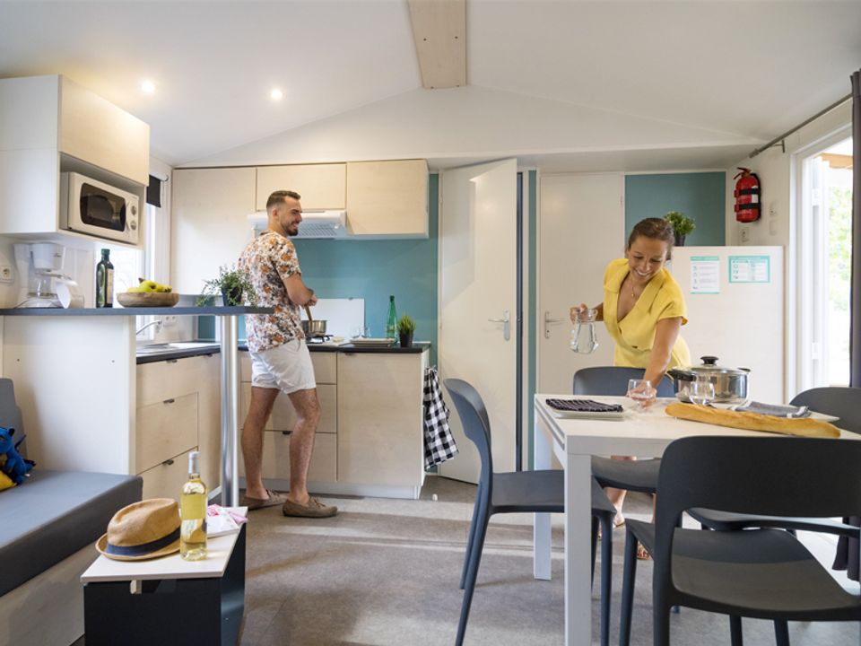 Cliquez pour découvrir toutes les photos de l'HÉBERGEMENT ! mobil-home - établissement Sea Green L'Occitan photo 2