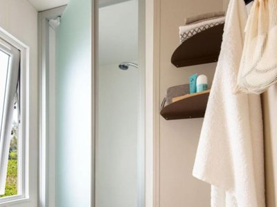 Cliquez pour découvrir toutes les photos de l'HÉBERGEMENT ! mobil-home - Le Cayola photo 3