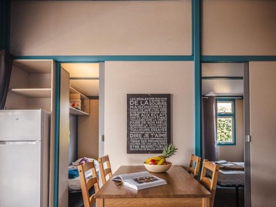 Cliquez pour découvrir toutes les photos de l'HÉBERGEMENT ! chalet - Le Roucan West photo 3