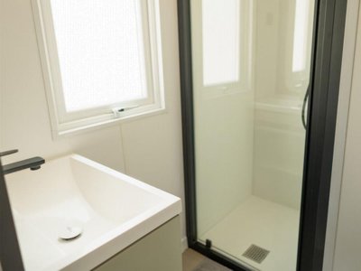 Cliquez pour découvrir toutes les photos de l'HÉBERGEMENT ! mobil-home - Mas Des Roses photo 4