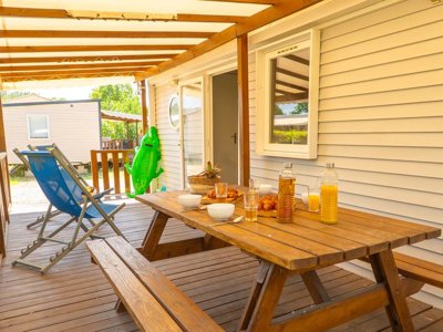 Cliquez pour découvrir toutes les photos de l'HÉBERGEMENT ! mobil-home - Mas Des Roses photo 5