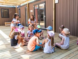 Camping Pas Cher vous présente avec son site Officiel campingpascher.fr, le Camping Club Les Tourterelles 4* - MS VACANCES classé 4 étoiles, situé sur la commune de Vielle Saint Girons dans le département Landes (Aquitaine) en France. Le camping Club Les Tourterelles 4* - MS VACANCES, vous présente un hébergement de type lodge de 25 m² pour 4 personnes. Le camping Club Les Tourterelles 4* - MS VACANCES vous propose du dimanche 17 mai au dimanche 24 mai 2026, en promotion à -25% pour 7 nuits à 280,50 € au lieu de 374,0 € soit une Économie de 93,50 €. Cette location propose 61 dates différentes pour réserver votre séjour. Découvrez également les 17 autres gammes d'hébergements du camping. Les Avis clients pour le Camping Club Les Tourterelles 4* - MS VACANCES sont de 7 sur 10. Mer, Piscine chauffée, Piscine extérieure, Animations familiales, Club ados, Club enfants, Aire de jeux enfants, Centre équestre, Golf, Parcours sportif, Ping-pong, Pétanque, Salle de fitness, Structure gonflable enfants, Surf, Terrain de beach-volley, Terrain multisports, Tir à l’arc, Bar, Boulangerie, Snack/Bar, Épicerie,... En savoir plus : cliquez-ICI.