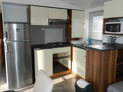 Cliquez pour découvrir toutes les photos de l'HÉBERGEMENT ! mobil-home - Flower Omaha Beach photo 2