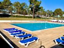 Camping Pas Cher vous présente avec son site Officiel campingpascher.fr, le Camping Sitava Milfontes classé 3 étoiles, situé sur la commune de Vila Nova De Milfontes dans le département Alentejo (Alentejo) au Portugal. Le camping Sitava Milfontes vous propose un hébergement de type mobil-home de 29 m² pour 1 personne avec climatisation (télévision). L'établissement vous propose 2 autres types d'hébergements. Découvrez tous nos séjours à petits prix dans la commune et aux alentours de Vila Nova De Milfontes du département : Alentejo (Alentejo). Les Avis clients pour le Camping Sitava Milfontes sont de 7 sur 10. Mer, Piscine extérieure, Animations familiales, Aire de jeux enfants, Canoë-kayak, Centre équestre, Court de tennis, Cyclisme, Parcours sportif, Planche à voile, Plongée, Salle de jeux vidéo, Surf, Terrain de football, Terrain multisports, Voile, kiteSurf, Bar, Plats à emporter, Snack/Bar, Épicerie,... En savoir plus : cliquez-ICI.