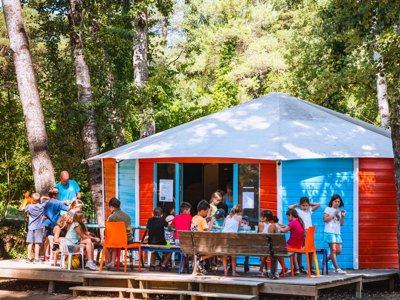 Cliquez pour découvrir toutes les photos de l'ÉTABLISSEMENT ! camping Paradis - Le Ruou photo 23