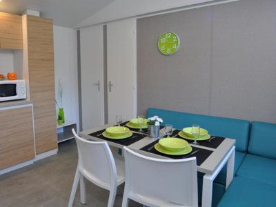 Cliquez pour découvrir toutes les photos de l'HÉBERGEMENT ! mobil-home - Le Mas Des Sédariès photo 4