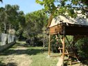 Camping Pas Cher vous présente avec son site Officiel campingpascher.fr, le Camping Les Berges Du Canal classé 4 étoiles, situé sur la commune de Villeneuve Les Beziers dans le département Hérault (Languedoc Roussillon) en France. Le camping Les Berges Du Canal, vous présente un hébergement de type hébergement insolite de 9 m² pour 2 personnes avec climatisation. Le camping Les Berges Du Canal vous propose du sam. 14 mars au sam. 21 mars 2026 pour 7 nuits à 172€. Cette location propose 211 dates différentes pour réserver votre séjour. Découvrez également les 15 autres gammes d'hébergements du camping. Les Avis clients pour le Camping Les Berges Du Canal sont de 7 sur 10. Piscine extérieure, Animations familiales, Club enfants, Aire de jeux enfants, Baby-foot, Canoë-kayak, Ping-pong, Pétanque, Randonnée, Terrain multisports, Bar, Dépôt de pain, Pizzeria, Plats à emporter, Épicerie,... En savoir plus : cliquez-ICI.